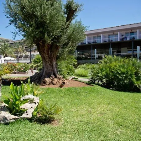 Hotel Beachclub Font de sa Cala